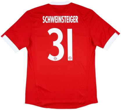 Bayern Munich Retro Home Shirt 2009/10 - Schweinsteiger